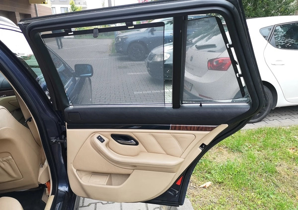 BMW Seria 5 cena 5999 przebieg: 278900, rok produkcji 2002 z Wrocław małe 56